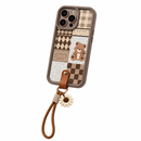 Capa para iPhone 14 e 15  Urso Marrom Fosca com Alça de Mão